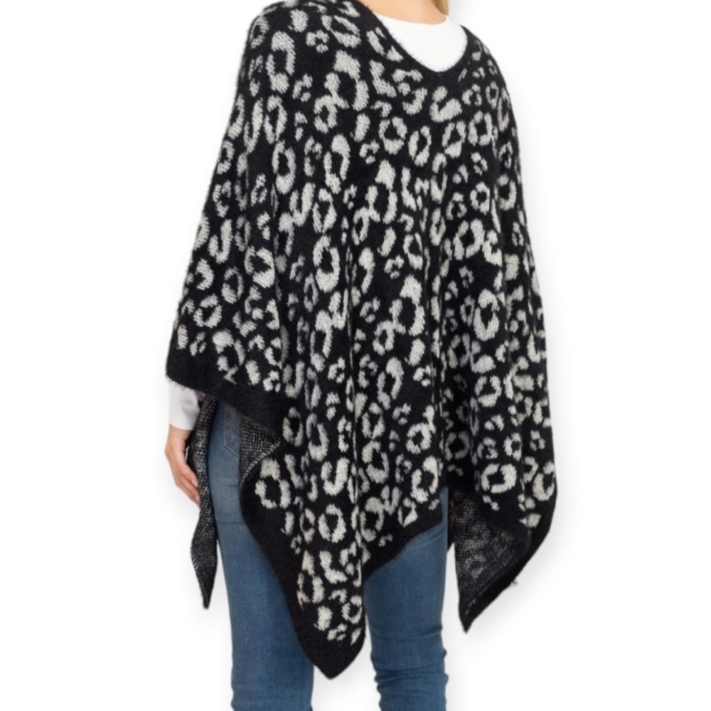 Woman’s poncho one size